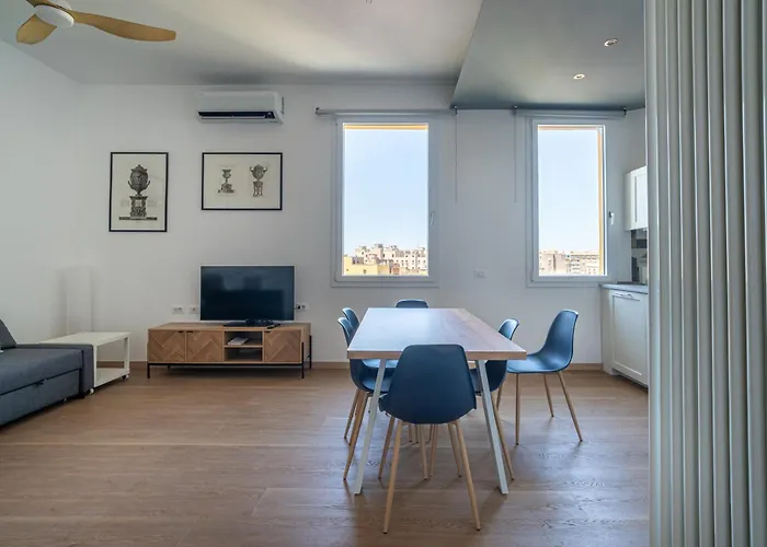 Blue Miracle Apartment *
