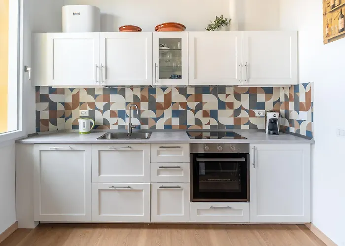Blue Miracle Apartment *