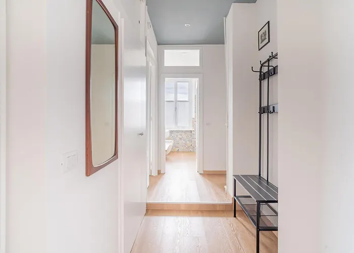 Blue Miracle Apartment Rom